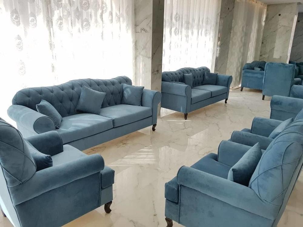 Magic Suite Al Mahboula Kuwait City Eksteriør billede
