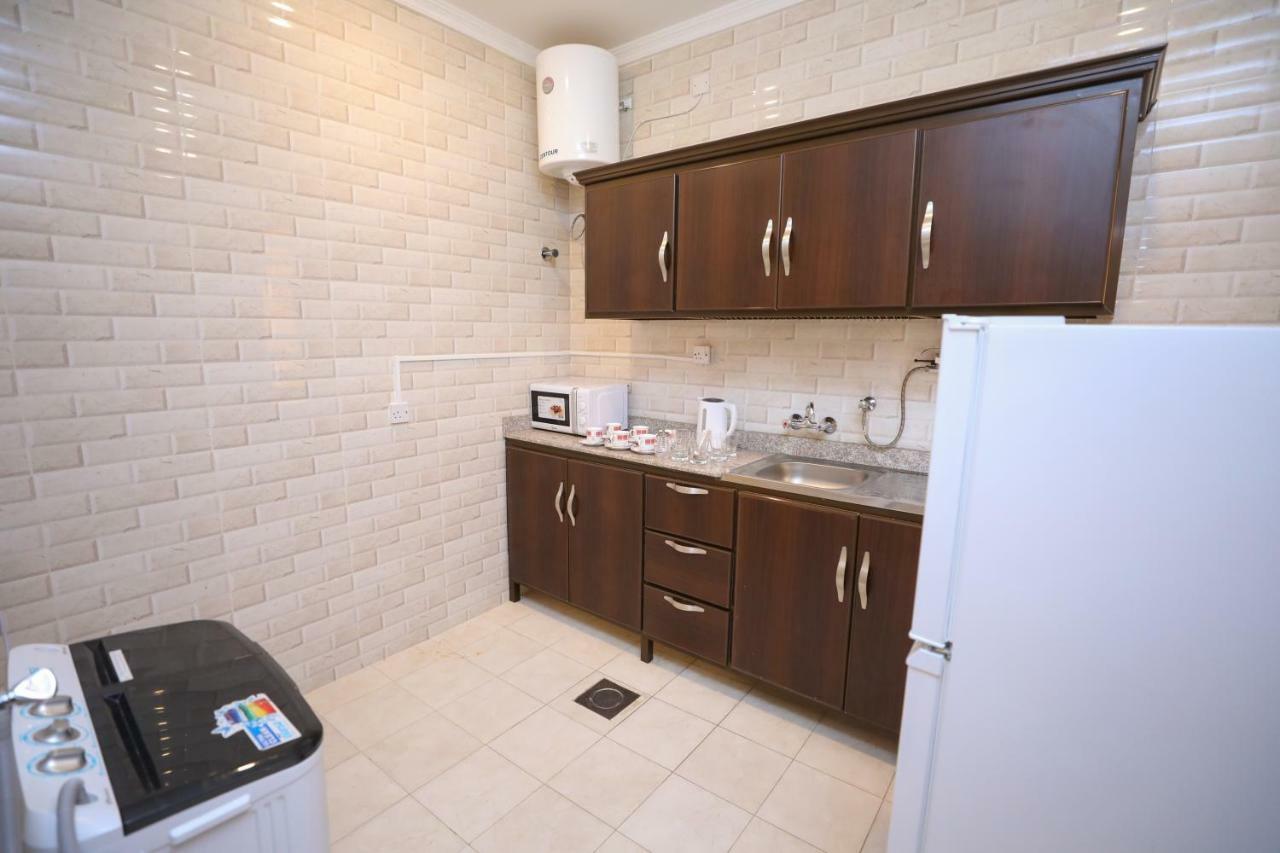 Magic Suite Al Mahboula Kuwait City Eksteriør billede