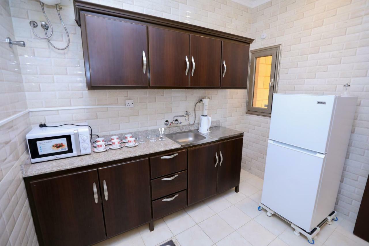 Magic Suite Al Mahboula Kuwait City Eksteriør billede