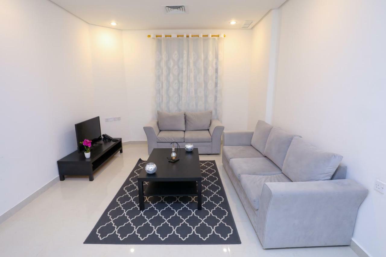 Magic Suite Al Mahboula Kuwait City Eksteriør billede