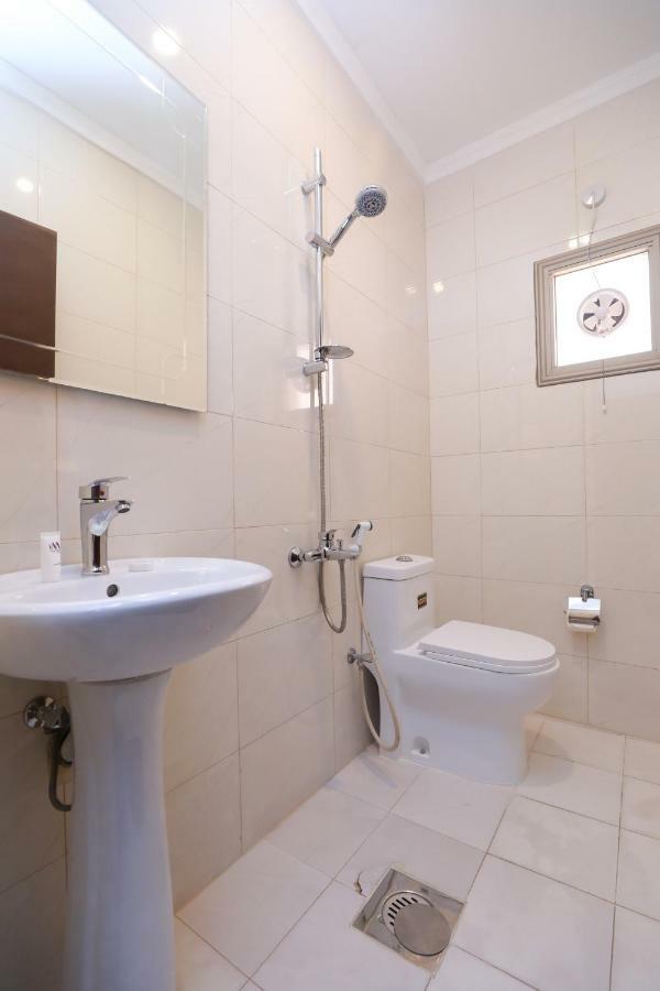 Magic Suite Al Mahboula Kuwait City Eksteriør billede
